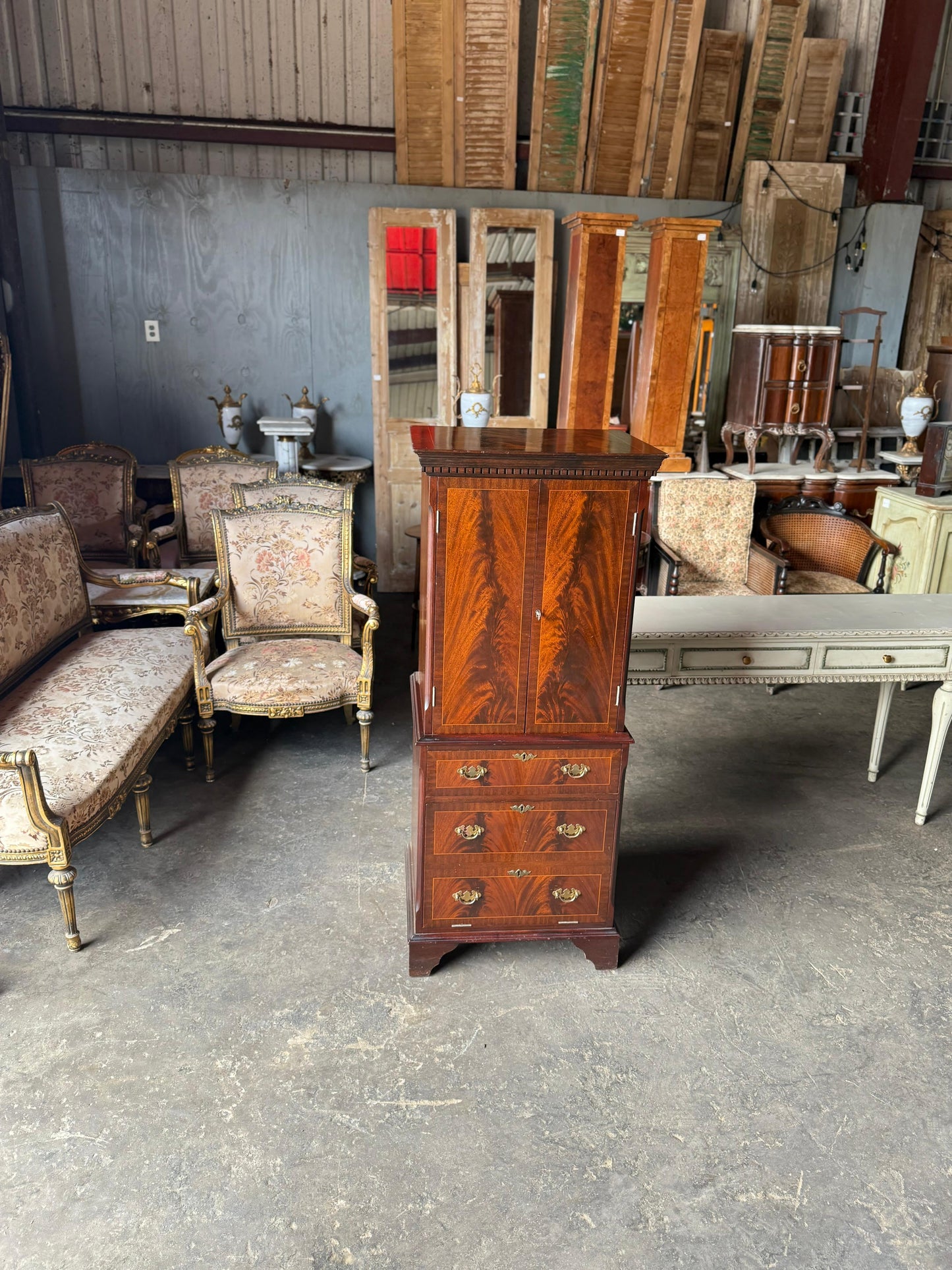 Mahogany Gentlemen's Chest