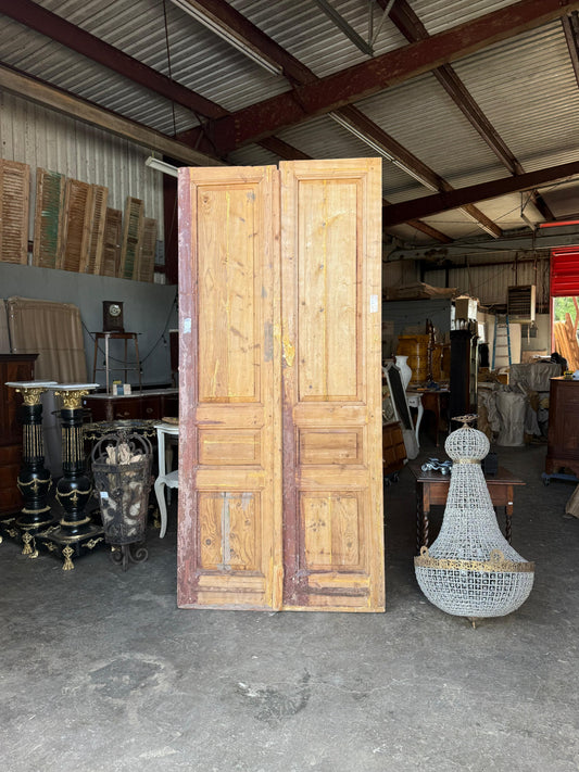 Antique wooden Door